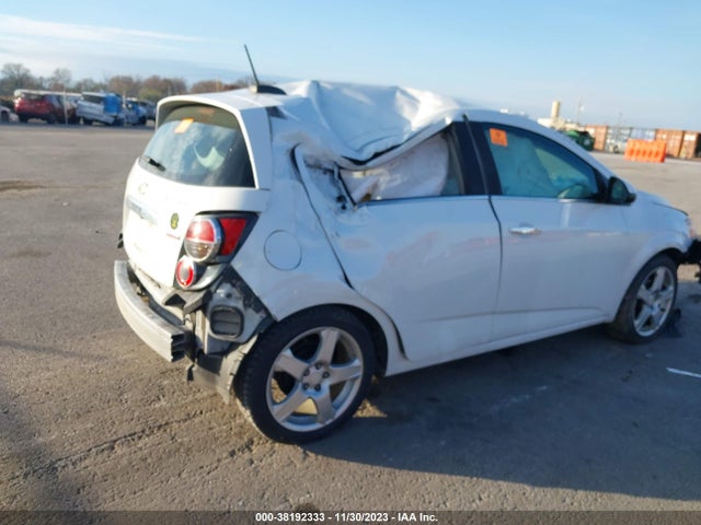 Chevrolet Sonic Ltz Auto 2016 1G1JE6SB8G4149372 Image 6