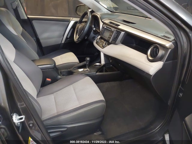 Toyota Rav4 Xle 2015 JTMRFREV7FD165835 Image 5