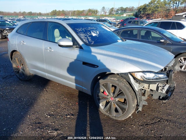 2017 JAGUAR F-PACE SADCP2BV6HA060386 Photo 0