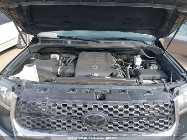 5TFEM5F18JX128504 Toyota Tundra Sr5 4.6l V8