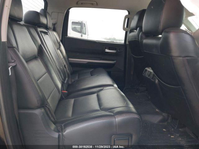 5TFEM5F18JX128504 Toyota Tundra Sr5 4.6l V8