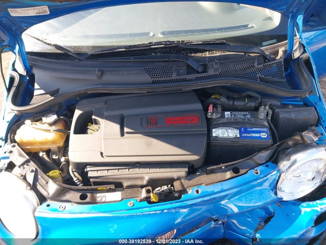 2015 FIAT 500 3C3CFFAR6FT609685 Photo 9