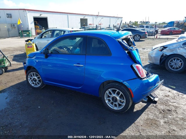 2015 FIAT 500 3C3CFFAR6FT609685 Photo 2