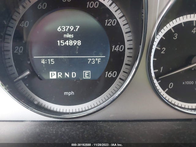 2011 MERCEDES-BENZ C 300 LUXURY/SPORT VIN: WDDGF5EB5BR171822