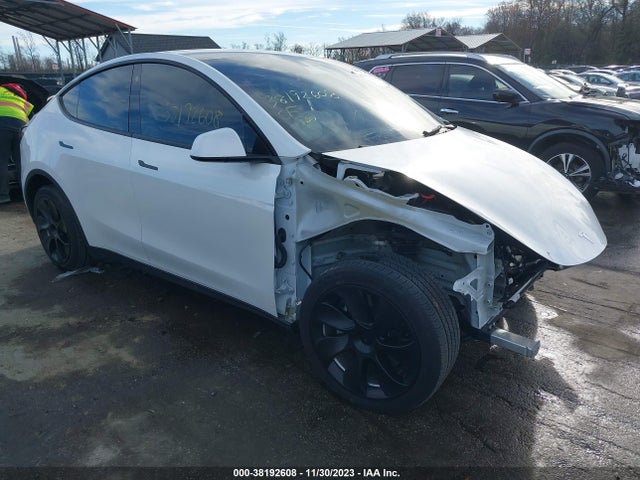 2021 TESLA MODEL Y LONG RANGE DUAL MOTOR ALL-WHEEL DRIVE VIN: 5YJYGDEE4MF209145