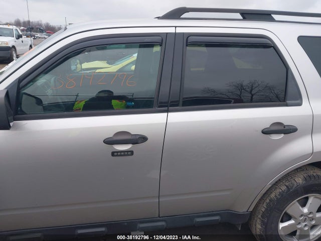 2011 FORD ESCAPE XLT VIN: 1FMCU0D70BKC10075