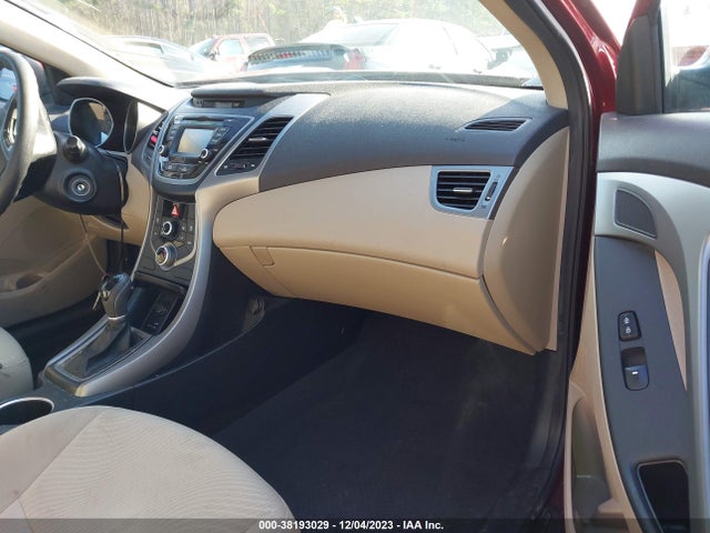 2016 HYUNDAI ELANTRA SE VIN: 5NPDH4AE4GH655660