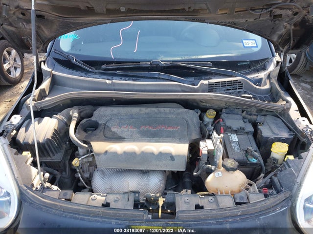 2017 FIAT 500X ZFBCFXCB1HP532266 Photo 9