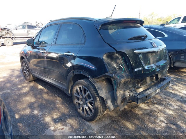 2017 FIAT 500X ZFBCFXCB1HP532266 Photo 2