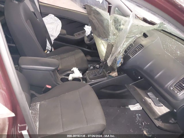 KIA FORTE LX 2018 3KPFK4A75JE204244 Image 5