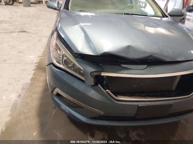2015 HYUNDAI SONATA SE VIN: 5NPE24AF9FH154180