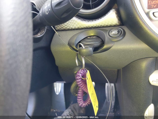 2010 MINI COOPER S WMWMF7C53ATZ70180 Photo 10