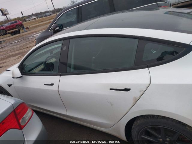5YJ3E1EB1KF361613 Tesla MODEL 3