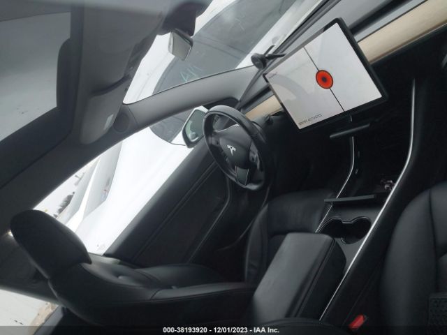 5YJ3E1EB1KF361613 Tesla MODEL 3