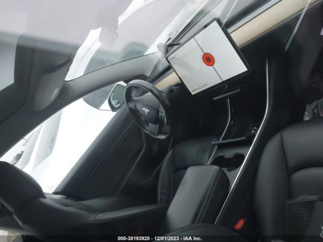 5YJ3E1EB1KF361613 Tesla MODEL 3