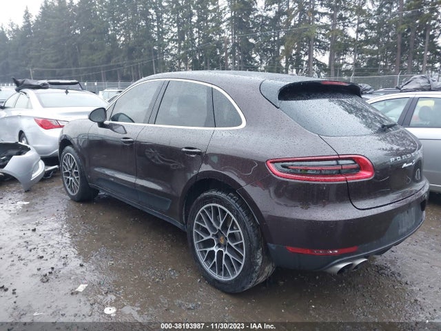 2016 PORSCHE MACAN WP1AB2A52GLB54348 Photo 2