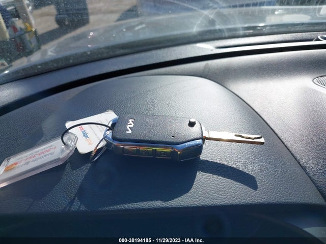 2022 Kia Soul Lx მანქანა იყიდება აუქციონზე, vin: KNDJ23AU0N7826136, აუქციონის ნომერი: 38194185