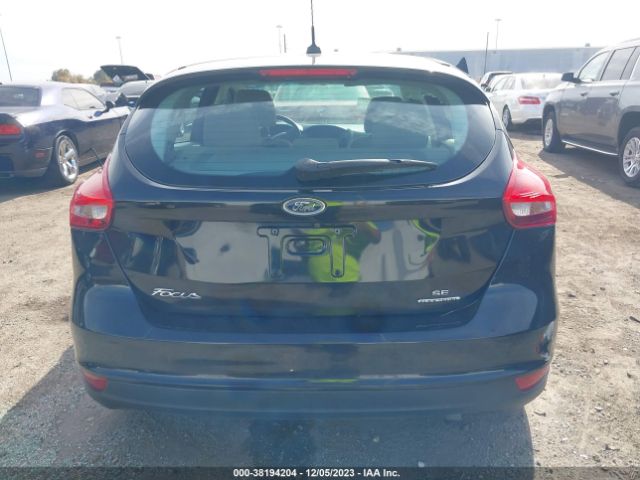 1FADP3K23FL248267 Ford FOCUS SE