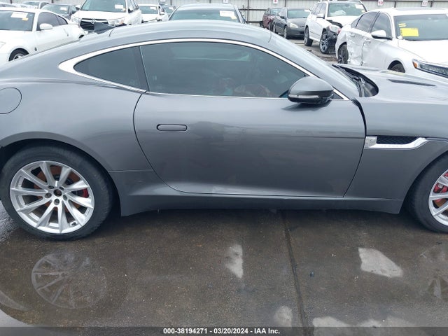 SAJWA6AT6H8K44267 Jaguar F-type Premium