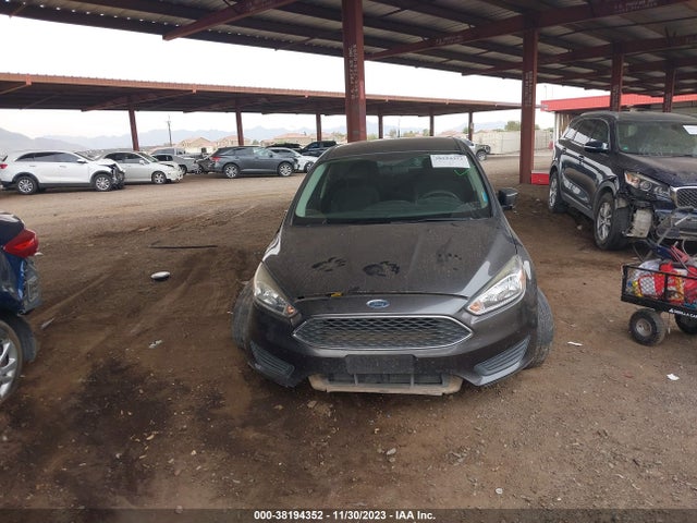 2018 FORD FOCUS SE VIN: 1FADP3K23JL282900