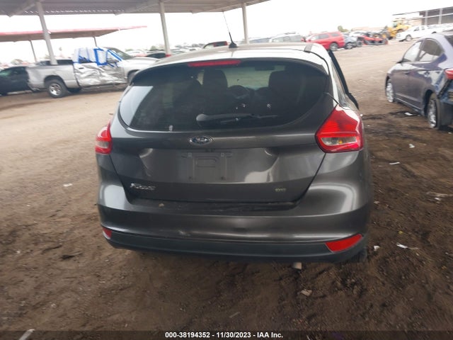2018 FORD FOCUS SE VIN: 1FADP3K23JL282900