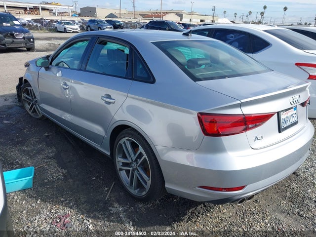 2019 AUDI A3 40 TITANIUM PREMIUM VIN: WAUAUGFF1KA098401