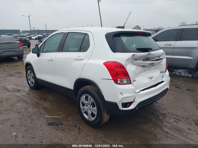 Chevrolet TRAX LS 2018 KL7CJKSB8JB627309 Image 3