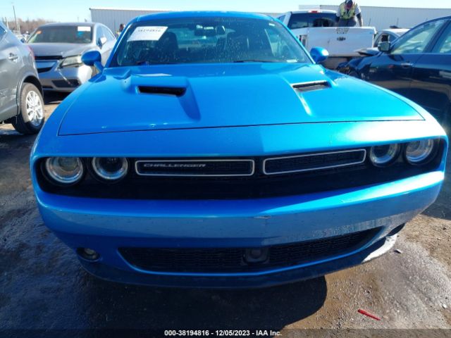 2C3CDZAG3GH108270 Dodge Challenger Sxt Plus