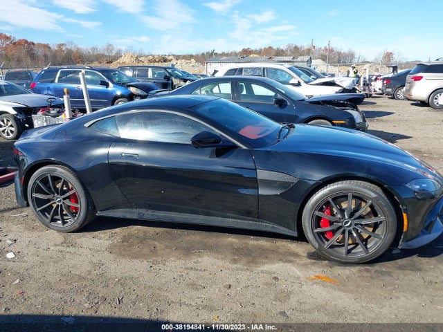 Aston Martin Vantage 2019 SCFSMGAWXKGN01384 Image 14