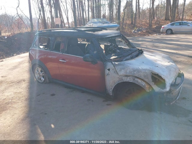 2014 MINI CLUBMAN WMWZF3C53ET571368 Photo 0