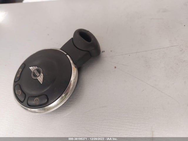 2014 MINI CLUBMAN WMWZF3C53ET571368 Photo 10