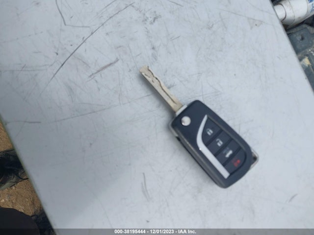 Toyota COROLLA LE 2020 5YFEPRAE9LP062832 Image 11