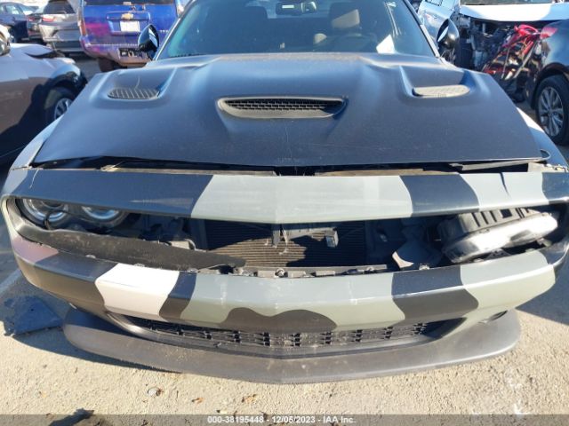 2C3CDZFJ4FH720481 Dodge Challenger R/t Scat Pack