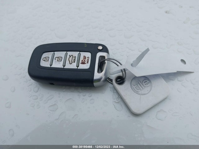 2013 HYUNDAI SONATA HYBRID LIMITED VIN: KMHEC4A49DA097135