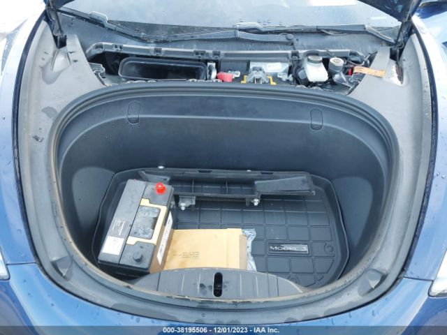 2018 TESLA MODEL 3 5YJ3E1EB4JF116027 Photo 9