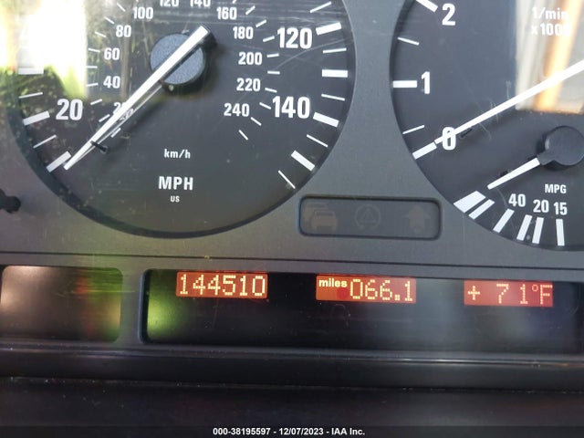 2000 BMW X5 4.4 VIN: WBAFB3342YLH02318
