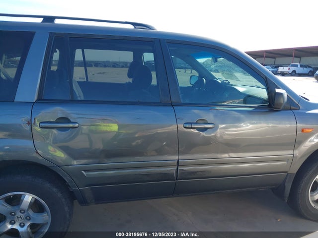 2007 HONDA PILOT EX VIN: 5FNYF28467B034458