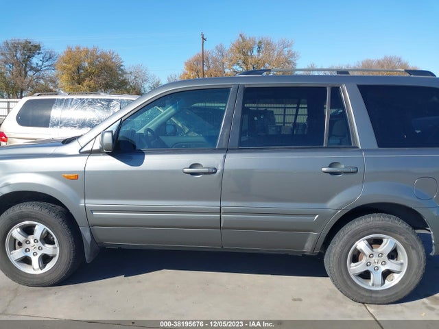 2007 HONDA PILOT EX VIN: 5FNYF28467B034458
