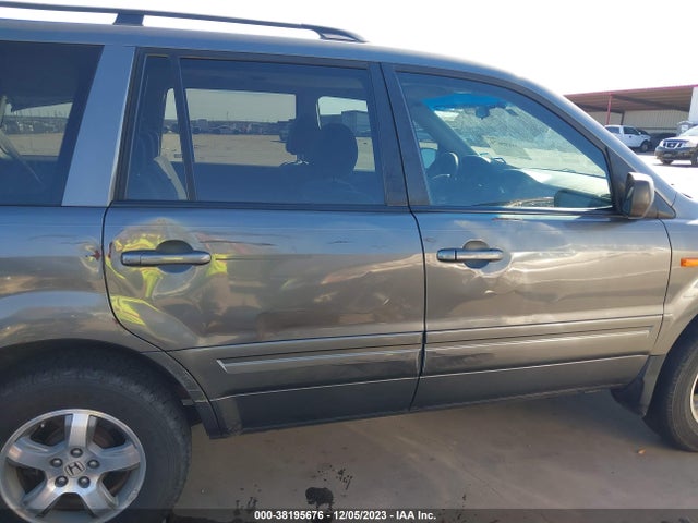 2007 HONDA PILOT EX VIN: 5FNYF28467B034458