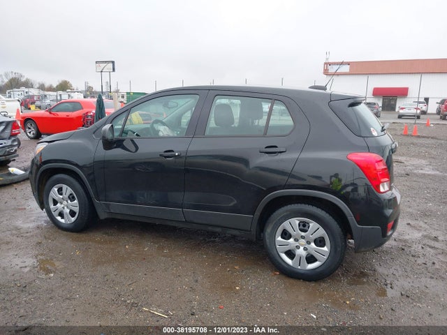 Chevrolet TRAX LS 2019 3GNCJKSB1KL117684 Image 14