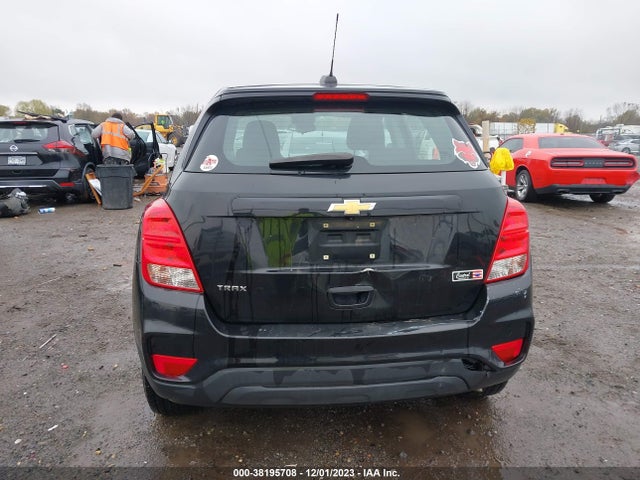 Chevrolet TRAX LS 2019 3GNCJKSB1KL117684 Image 16