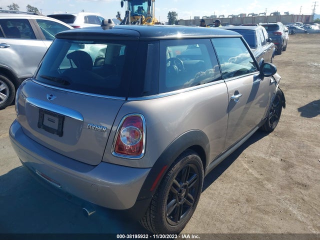 2013 MINI HARDTOP WMWSU3C59DT678365 Photo 3