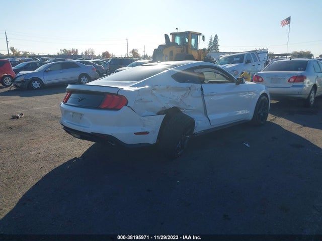 Ford Mustang Ecoboost 2018 1FA6P8TH1J5166091 Image 4