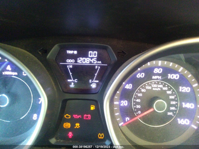 2013 HYUNDAI ELANTRA GLS VIN: 5NPDH4AE6DH423699