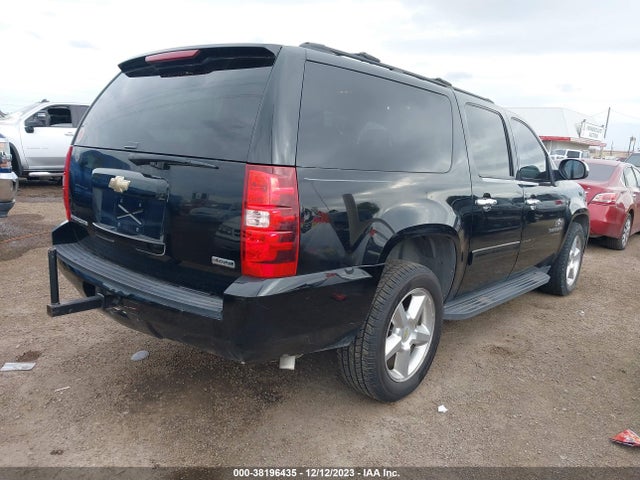2011 CHEVROLET SUBURBAN 1GNSCHE0XBR299638 Photo 3