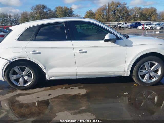 WA1BNAFY5K2041349 Audi Q5 45 Premium