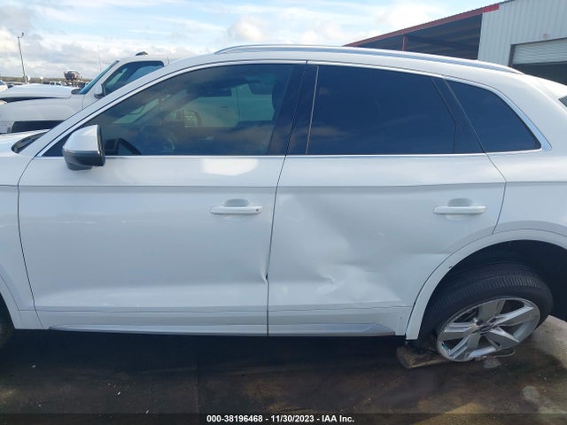 WA1BNAFY5K2041349 Audi Q5 45 Premium