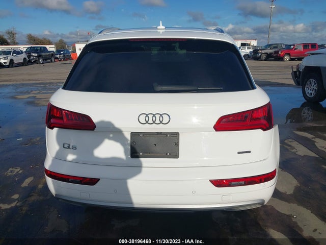 WA1BNAFY5K2041349 Audi Q5 45 Premium