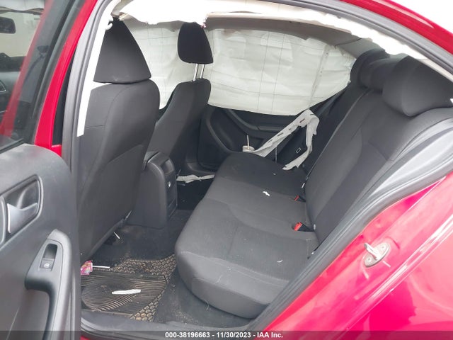 3VWD17AJXFM246507 Volkswagen Jetta 1.8t Se