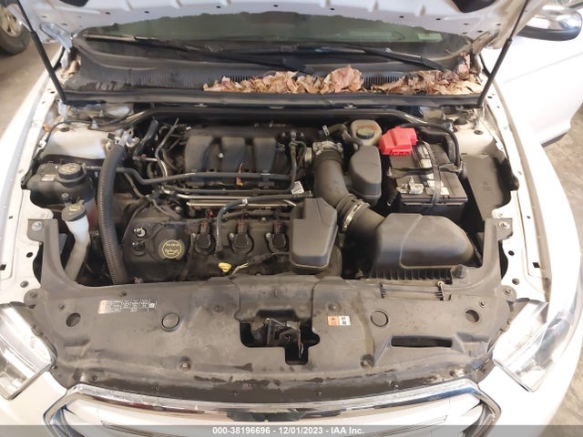 Ford Taurus Limited 2016 1FAHP2J8XGG125464 Image 10
